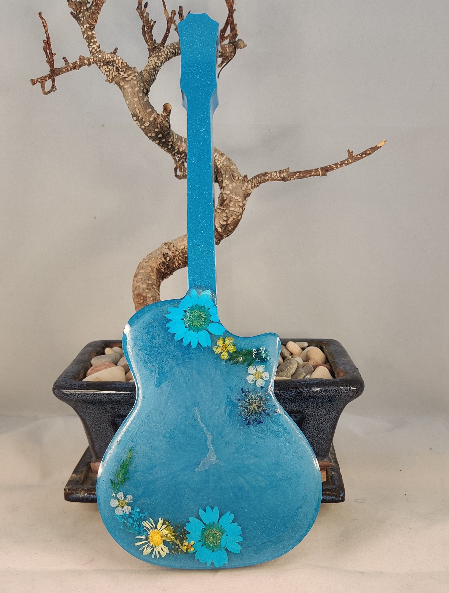 Boîte guitare  bleu fleur 🎸