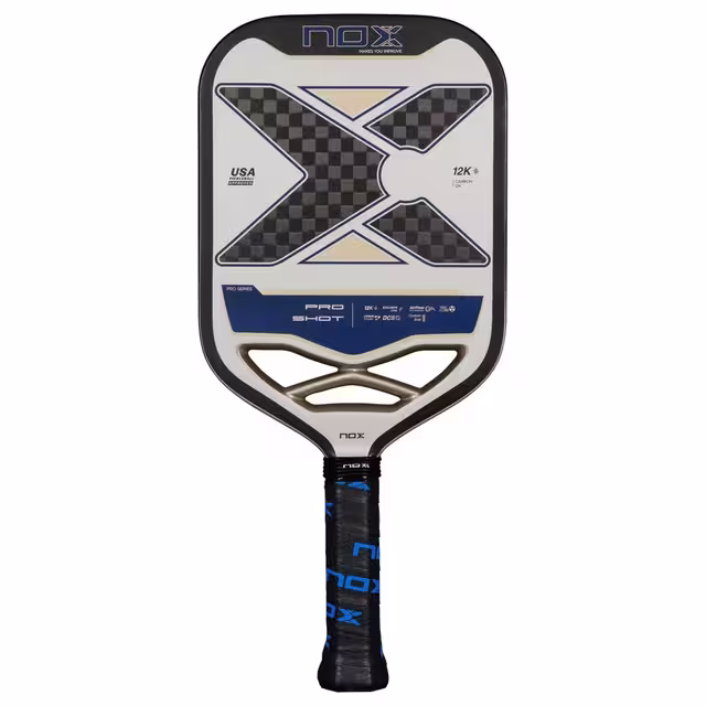 Pala que se usa para jugar al pickleball