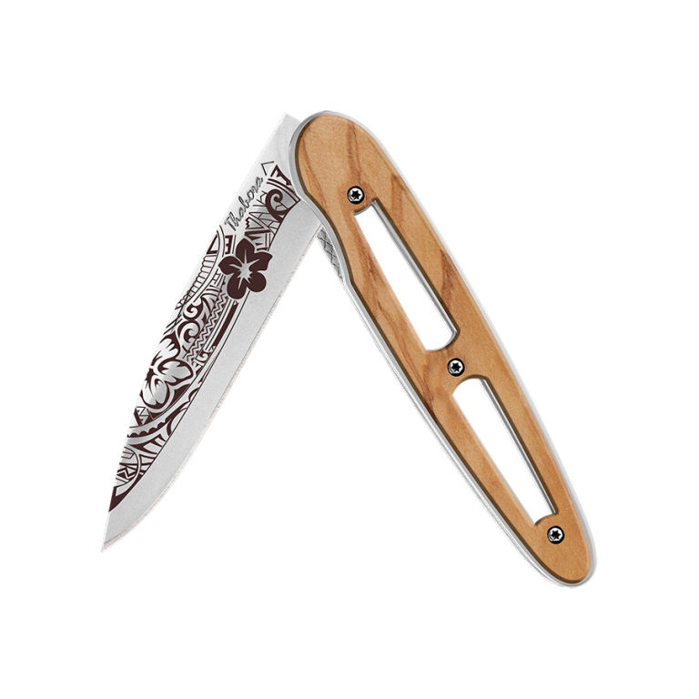 Couteau brillante ajourée bois clair — «polynésien»