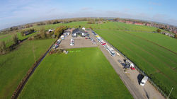 Baauw auto's in Maurik