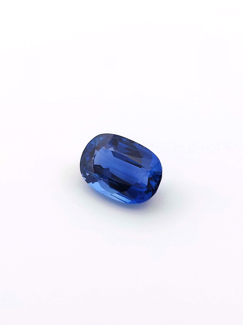 Thumbnail: 2.34 carats Natural Intense Blue Myanmar Sapphire 