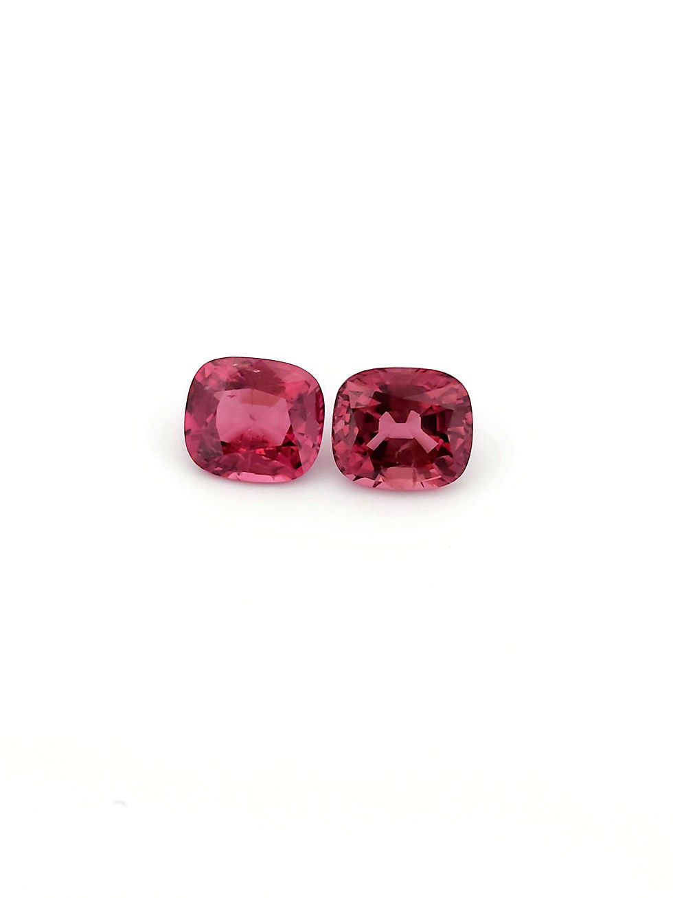 Thumbnail: A Pair of Natural Reddish Pink Myanmar Spinel [ 2.01 ct   &  2.46 ct ]
