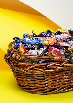 Påskkorgar med påskgodis