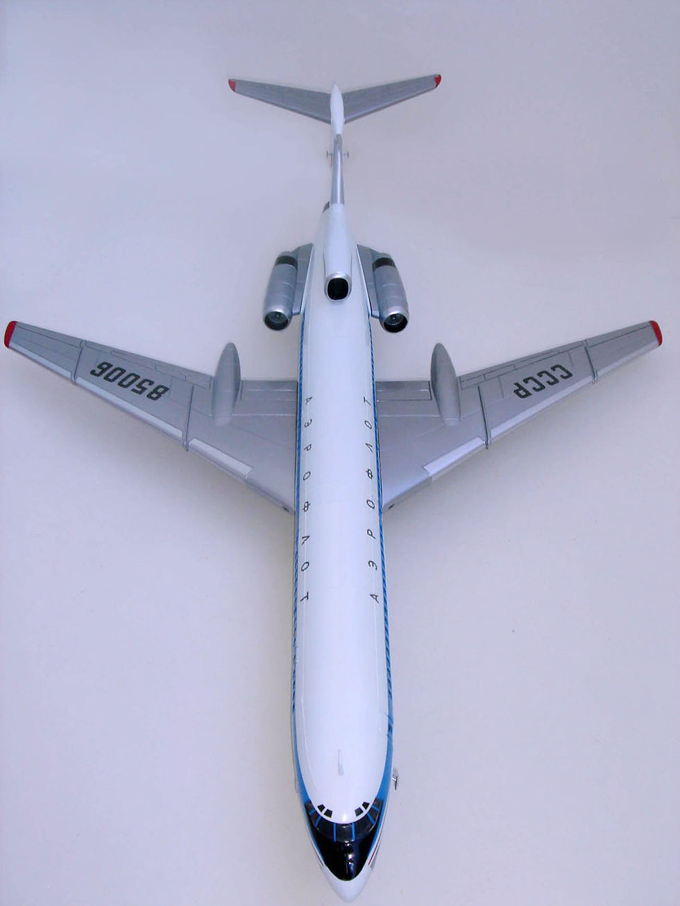 TU-154 (Aeroflot) готовая модель