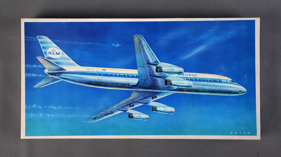 DC-8 (коробка)