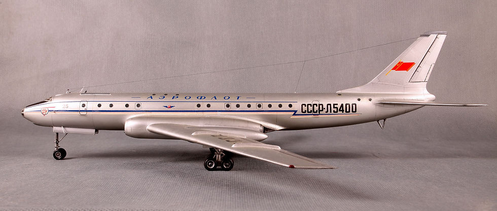 TU-104 готовая модель