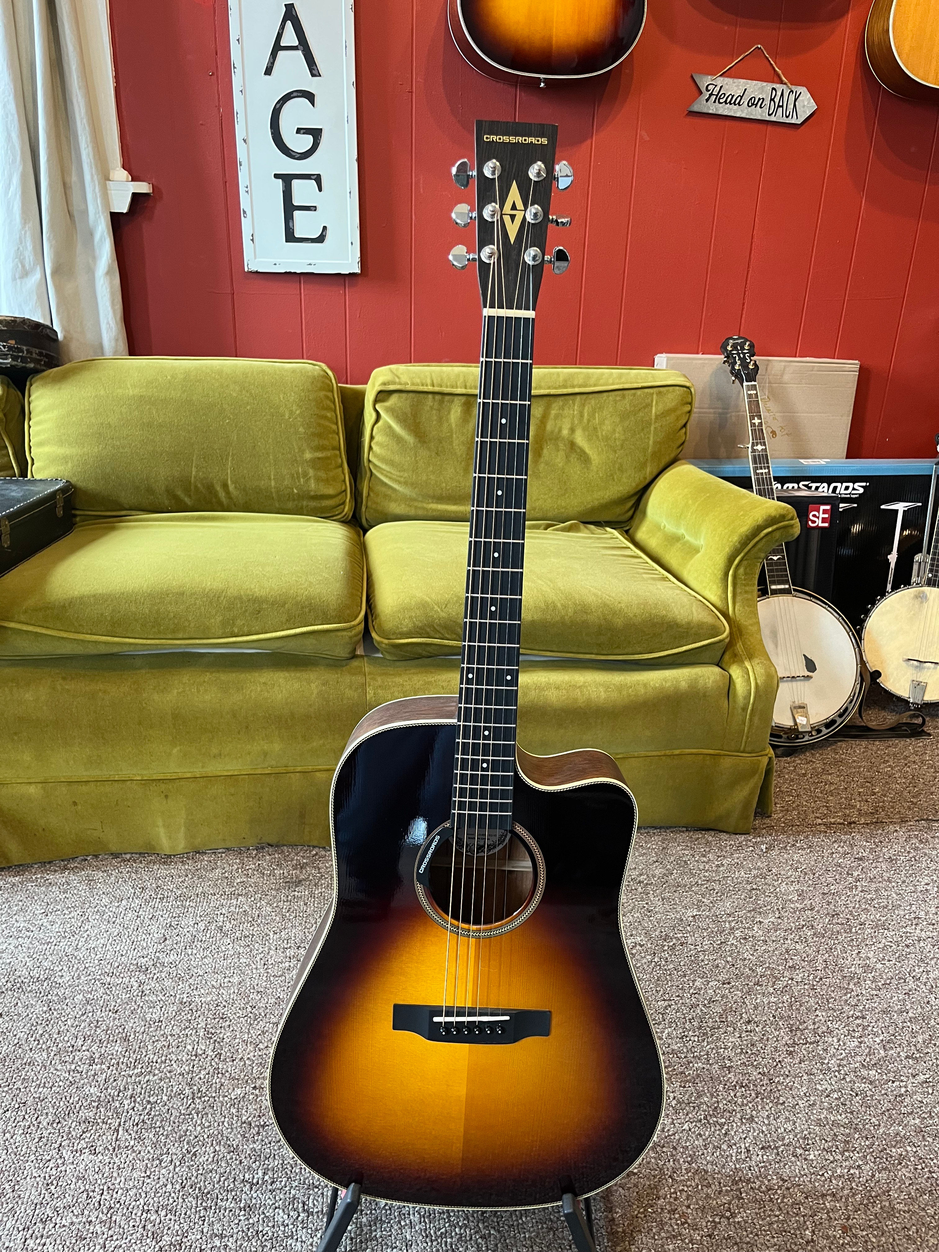 Crossroads sunburst a/e guitar