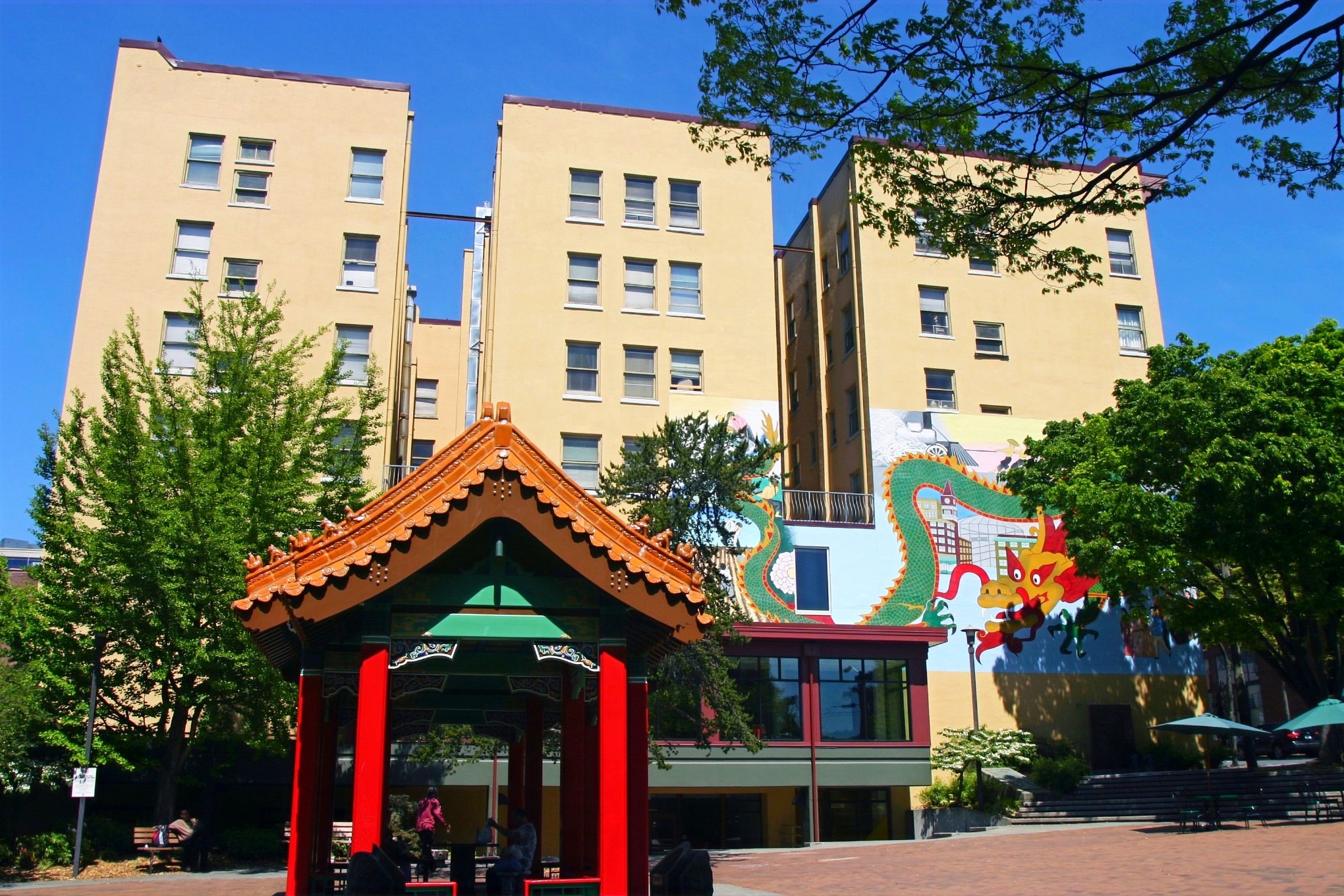 Bush Hotel