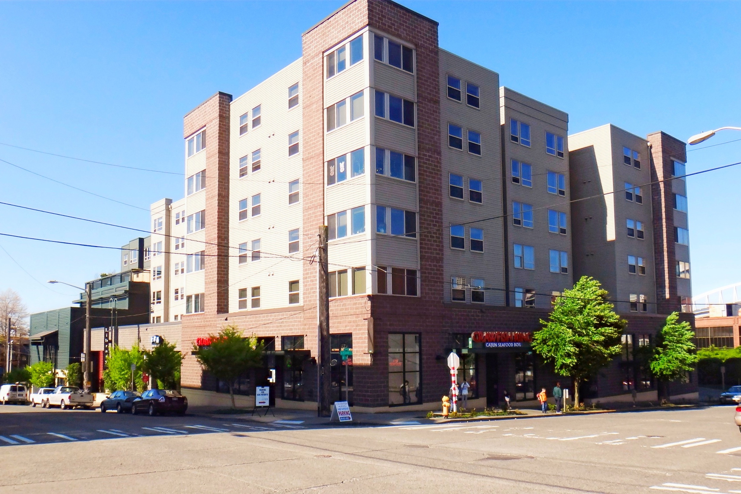 Housing + Mixed Use Rolluda Architects