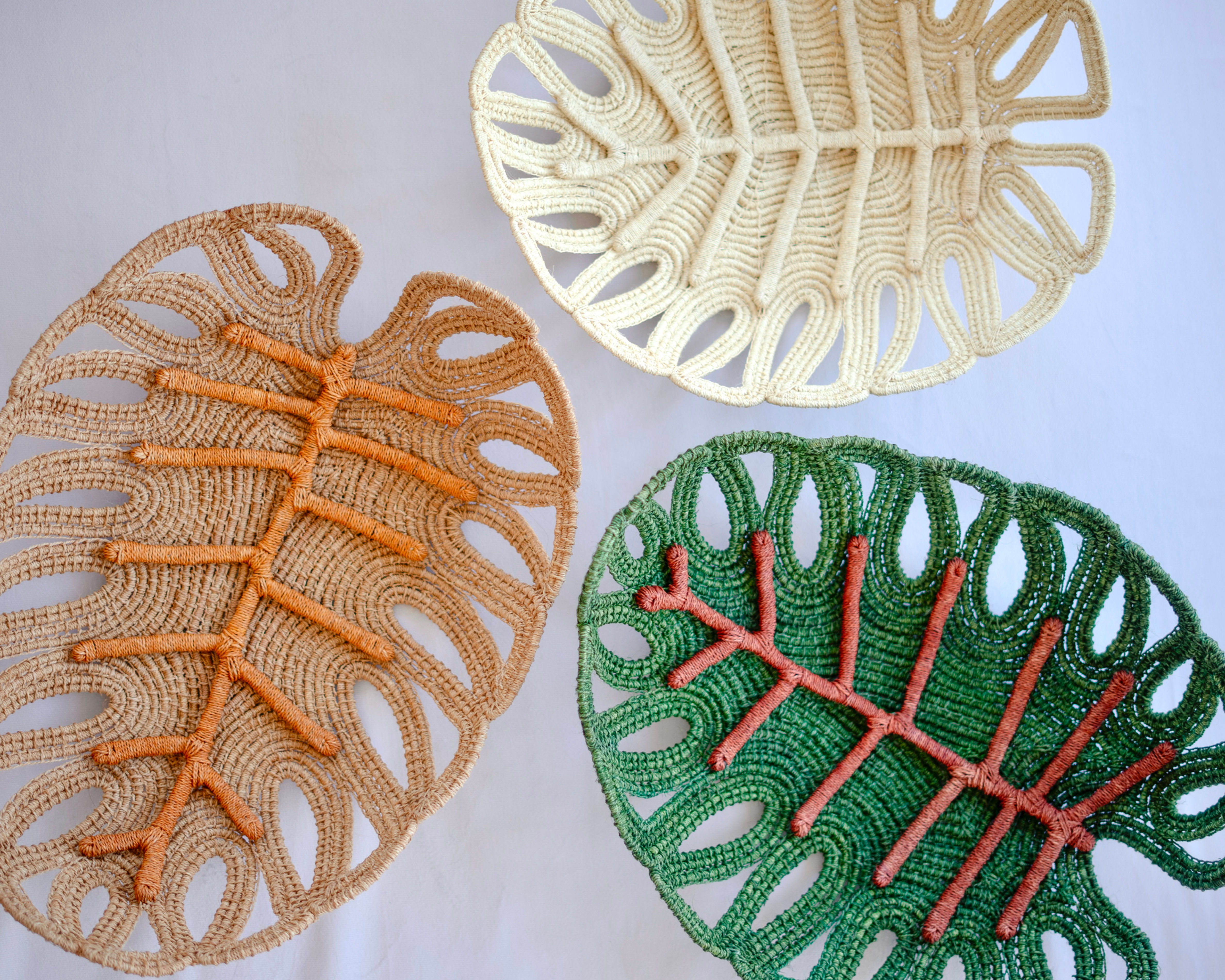 Amazon leaf fruit bowl