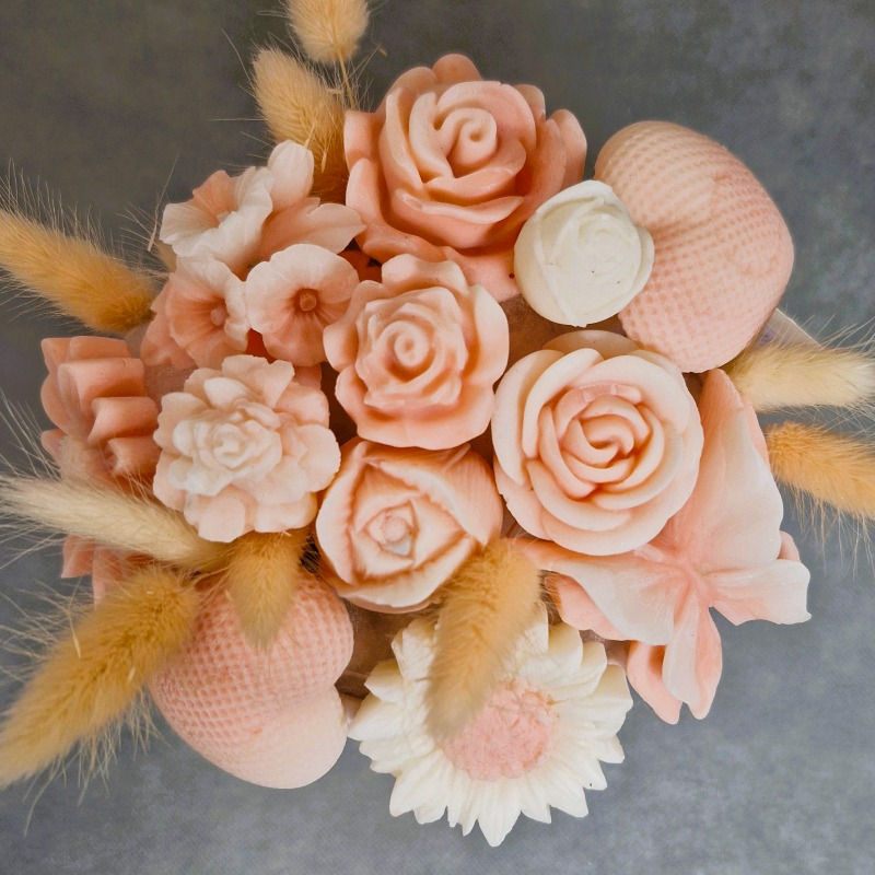 Miniature : Bouquet de fleurs en cire parfumée vue de haut