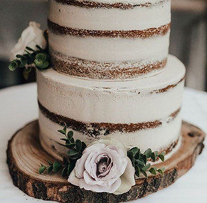 wood cake stand