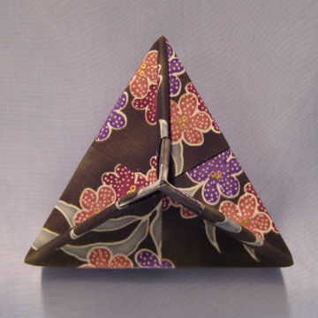 Triangle - Knob, Violets Green