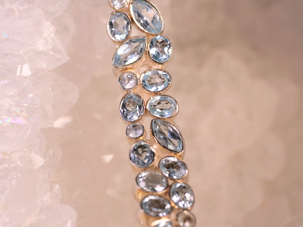 Thumbnail: focus, blue topaz gemstone healing, blue topaz gemstone protection, blue topaz gemstone calm