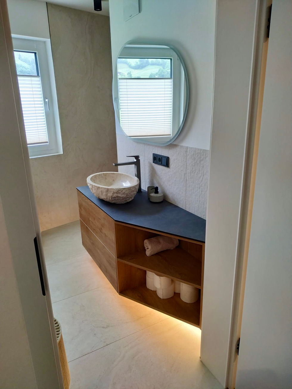 321067ef-82f3-41d4-9005-06376cd0820e