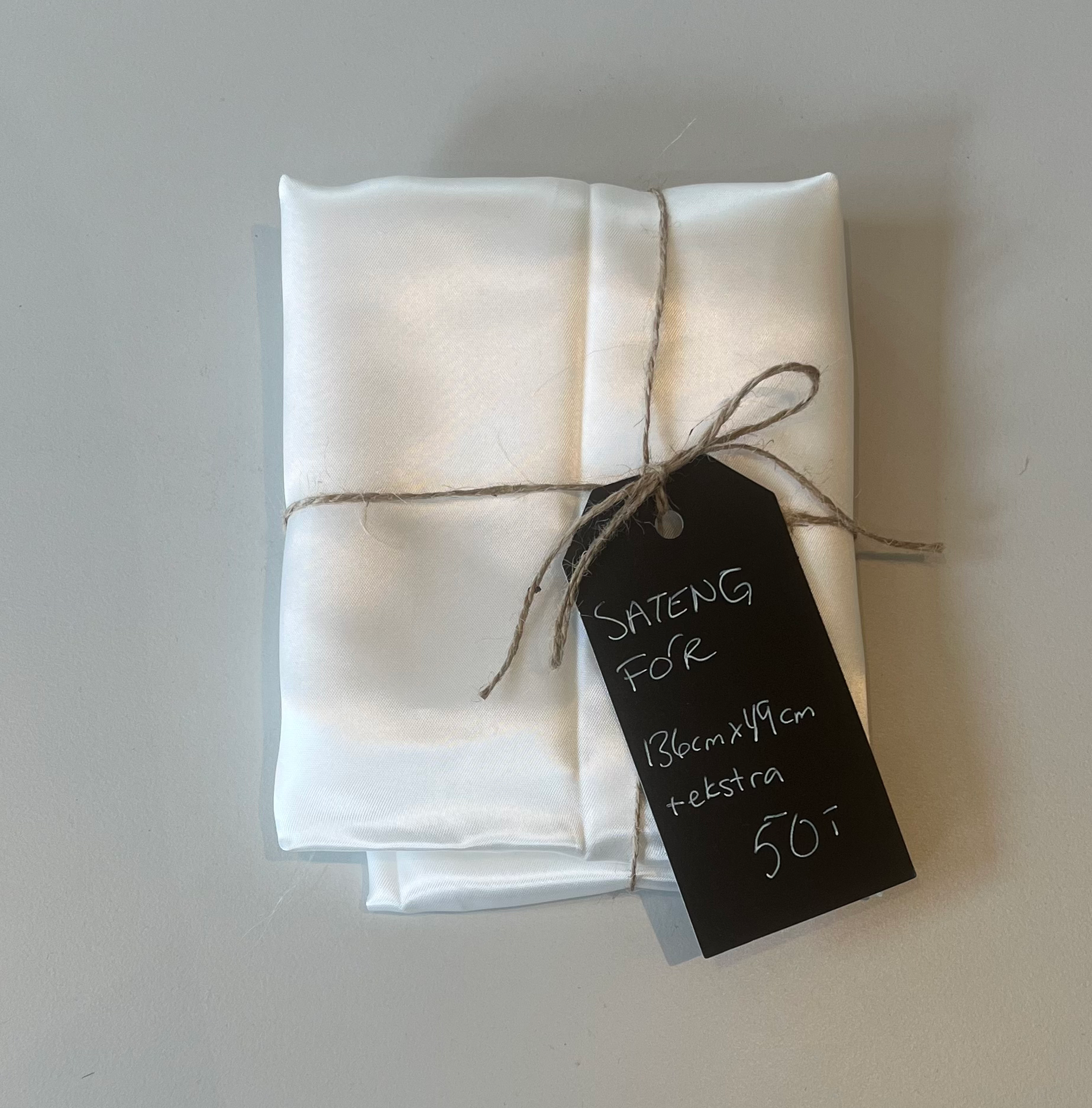 Sateng Fôr, Hvit, 136x49 cm + ekstra