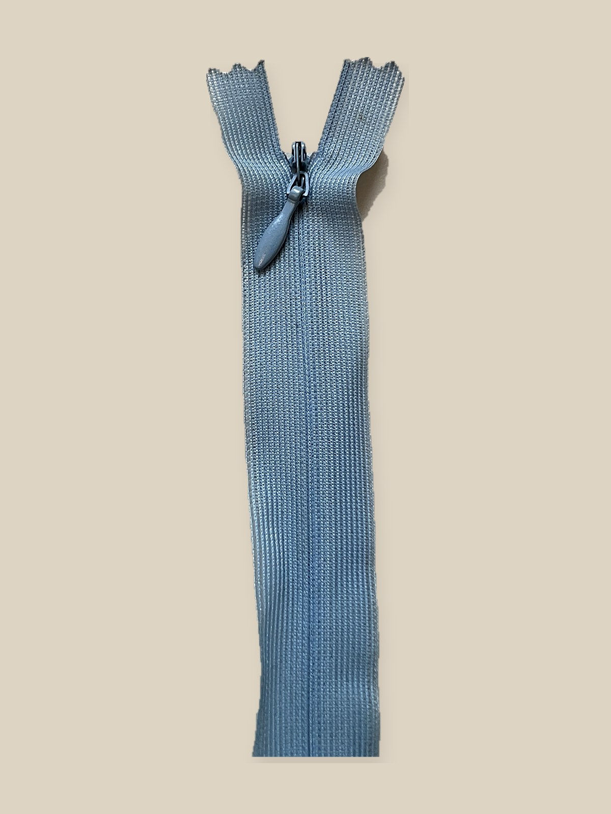 Usynlig glidelås, duesblå, 20 cm