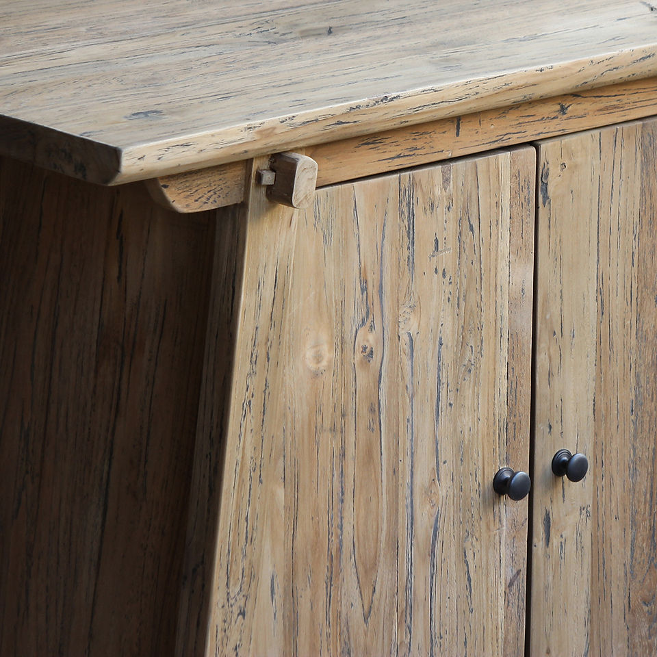black-washed finishing detail on reclaimed teak wood