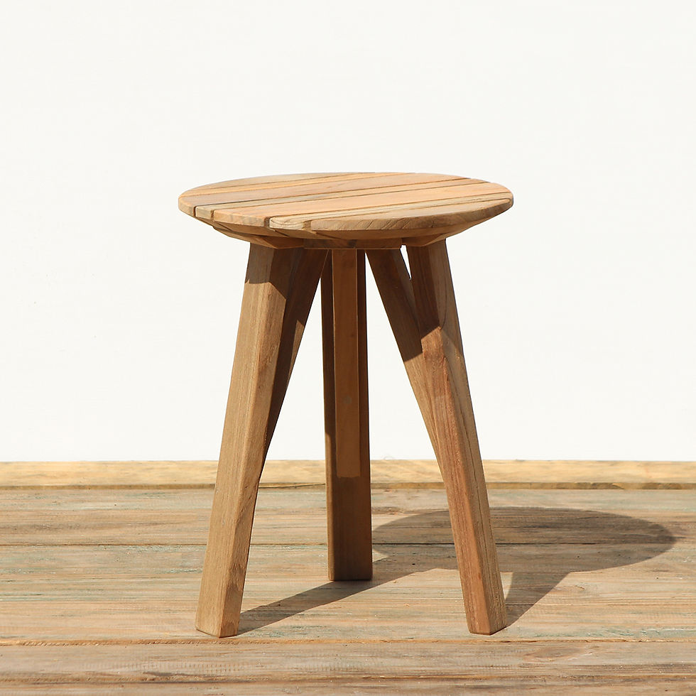 Xie Outdoor Stool