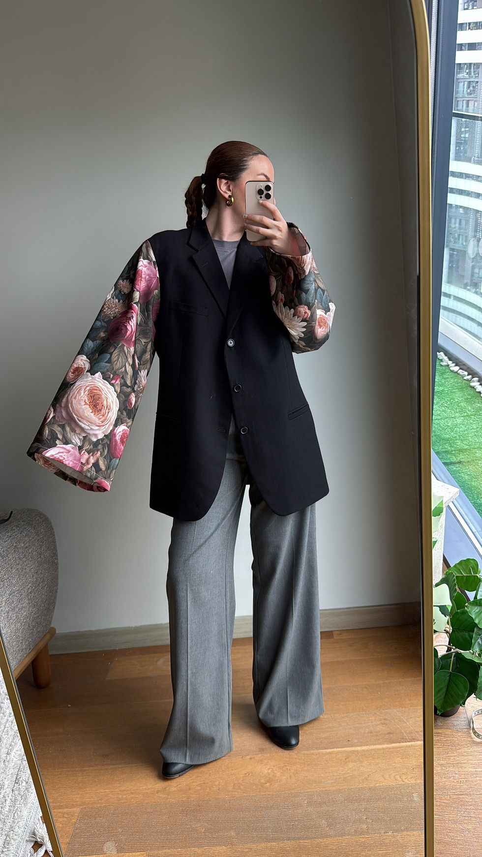 Küçük resim: One-of-One Artisanal Design Jacket