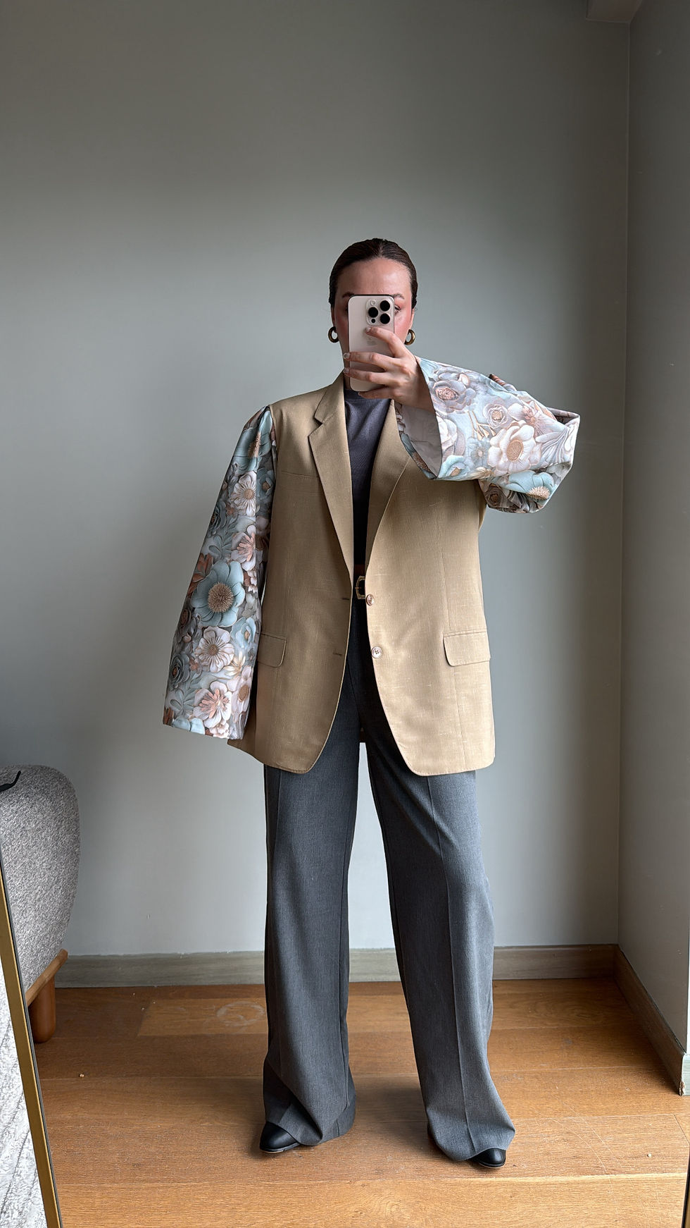 Küçük resim: One-of-One Artisanal Design Jacket