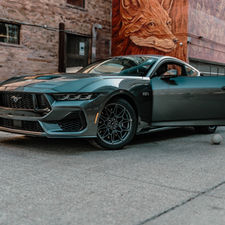 Ford Mustang in back alley