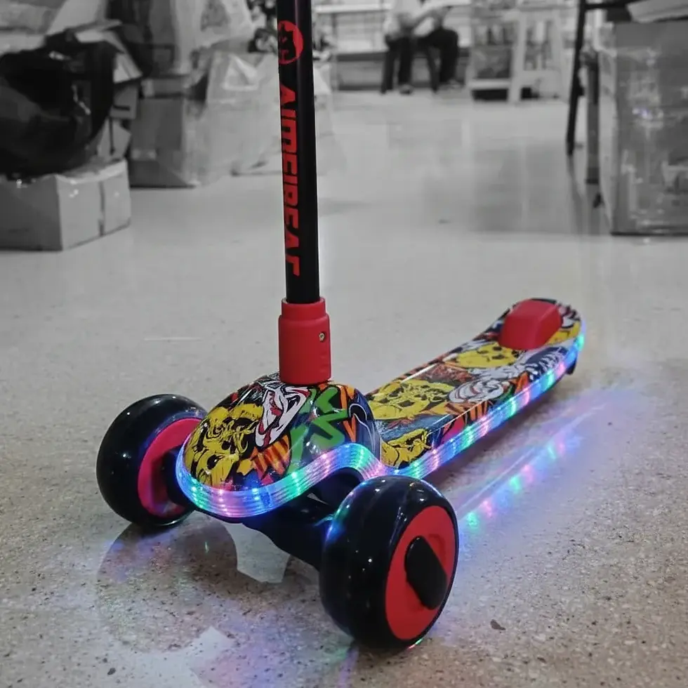 Miniatura: Patineta Infantil Monster – Scooter con Luces y Sonido