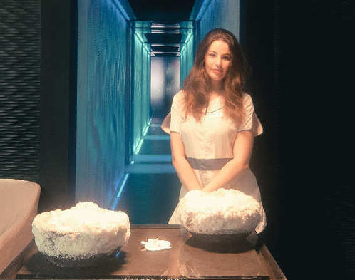 GIOVANISSIMA MA DETERMINATA, LA WELLNESS THERAPIST MARTINA MIRANDA ARRIVA A SANREMO NEL MASTER DI STEFANO SERRA.