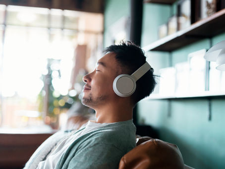 Is Relaxing Even Possible? Techniques for Calming Anxious Distress