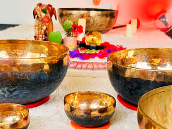 Himalayan singing bowls