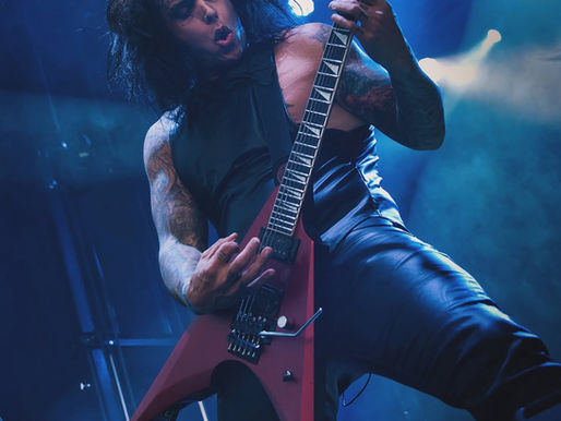 Edu Falaschi anuncia Bill Hudson (Doro, I Am Morbid) em show histórico.