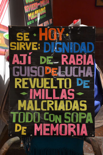 Pancarte humoristique féministe au Musée d'Art National de Bolivie à La Paz sous forme de menu de restaurant