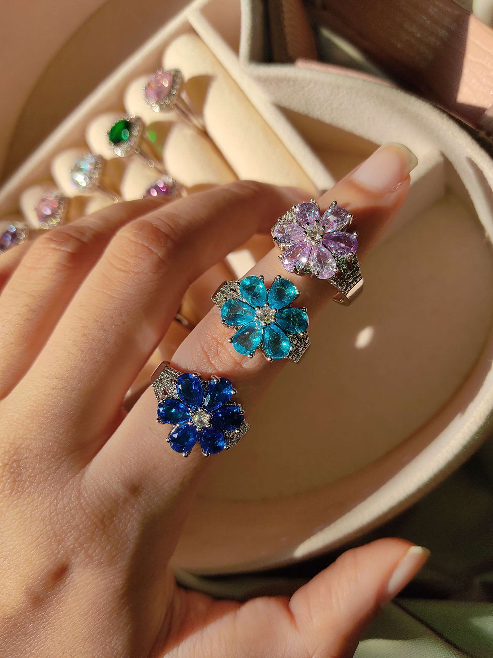 Thumbnail: Adjustable Rings