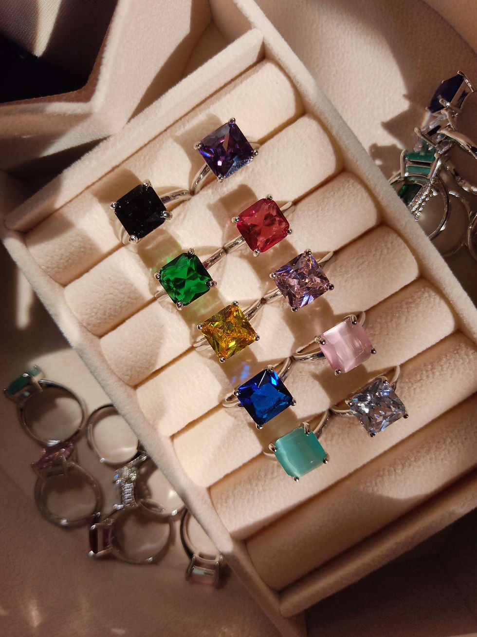 Thumbnail: Solitaire Adjustable Ring