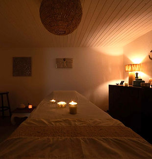 table de massage ayurveda lausanne