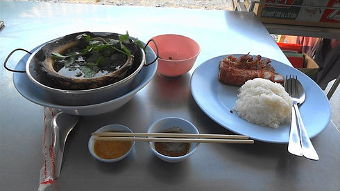 D7_Dinner_R.jpg