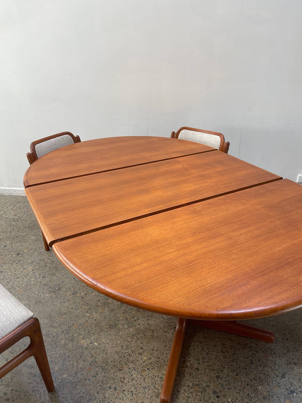 Thumbnail: Johannes Andersen dining suite 