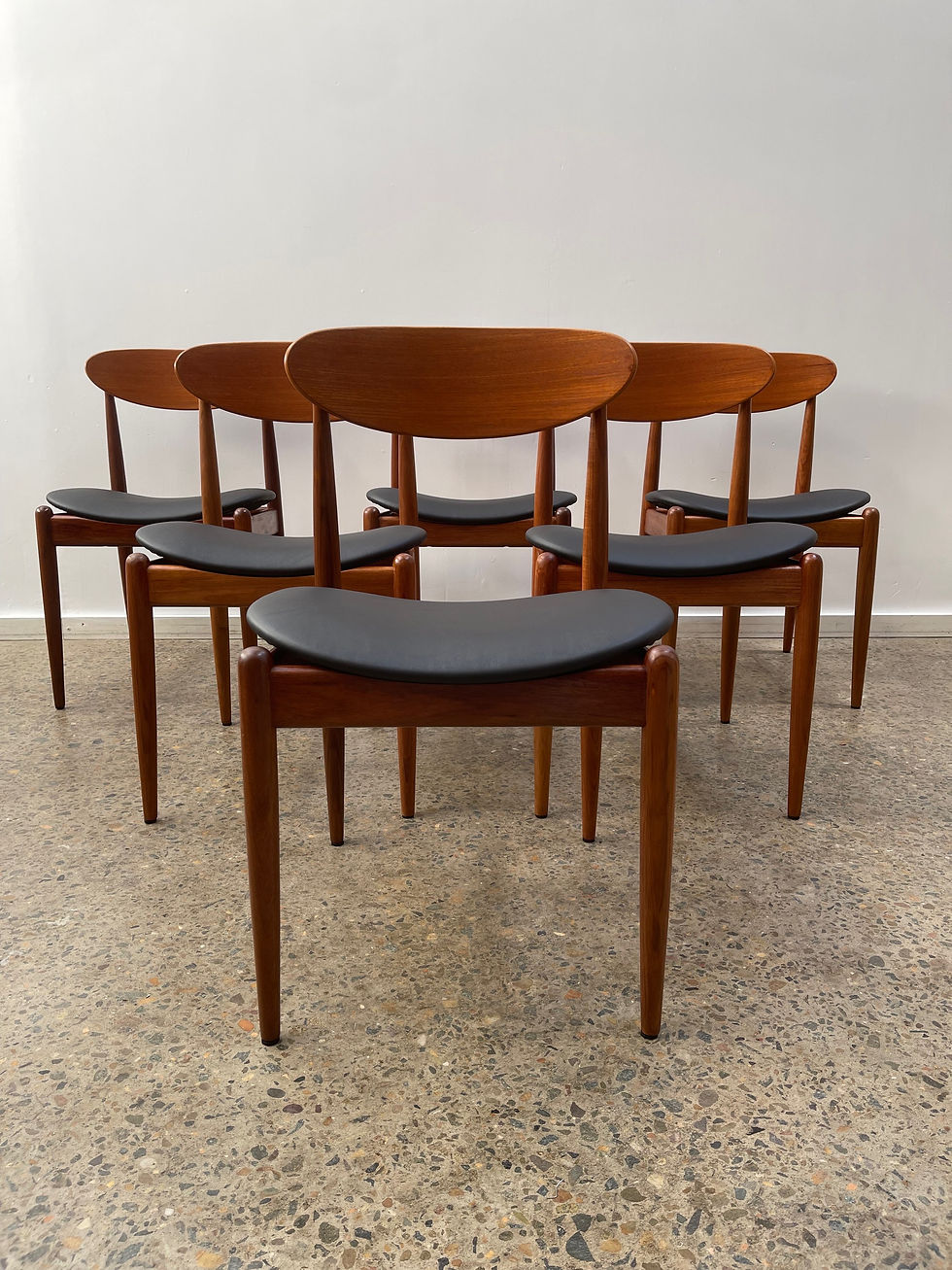 Thumbnail: Parker ‘107' Dining Chairs/set 6