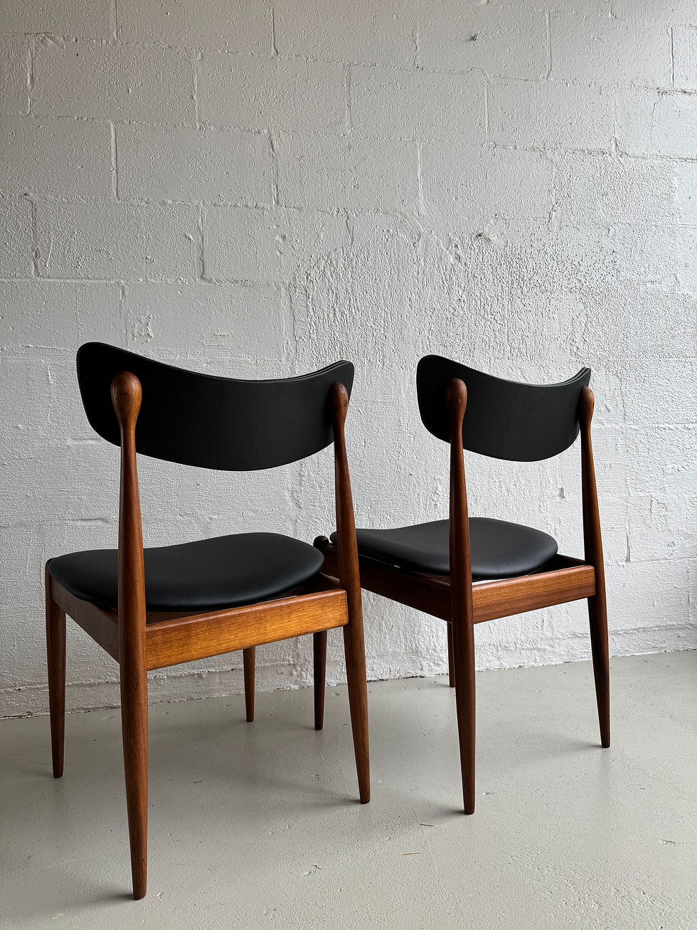 Thumbnail: Parker ‘107' Dining Chairs/set 6