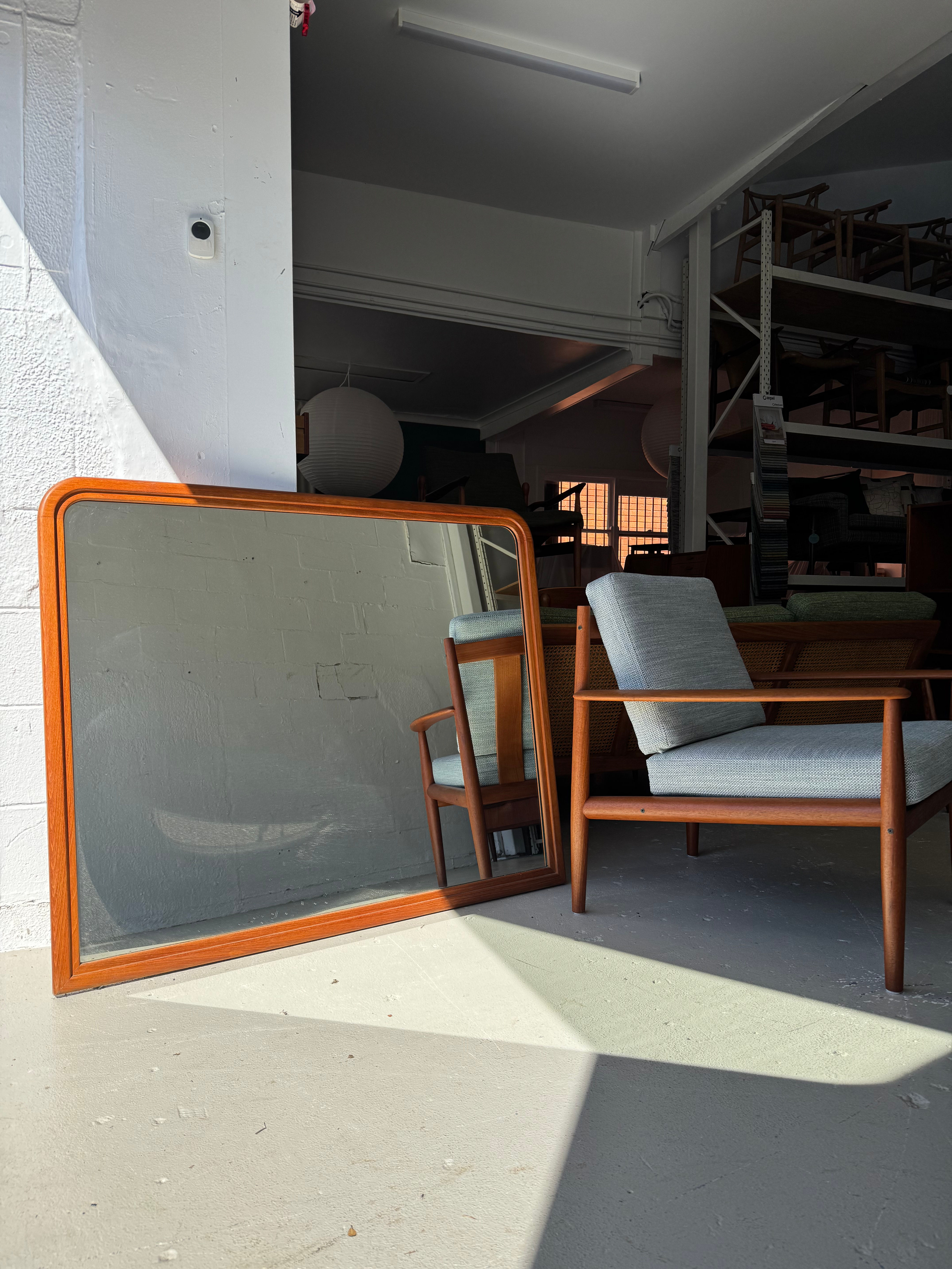 Parker curved mirror