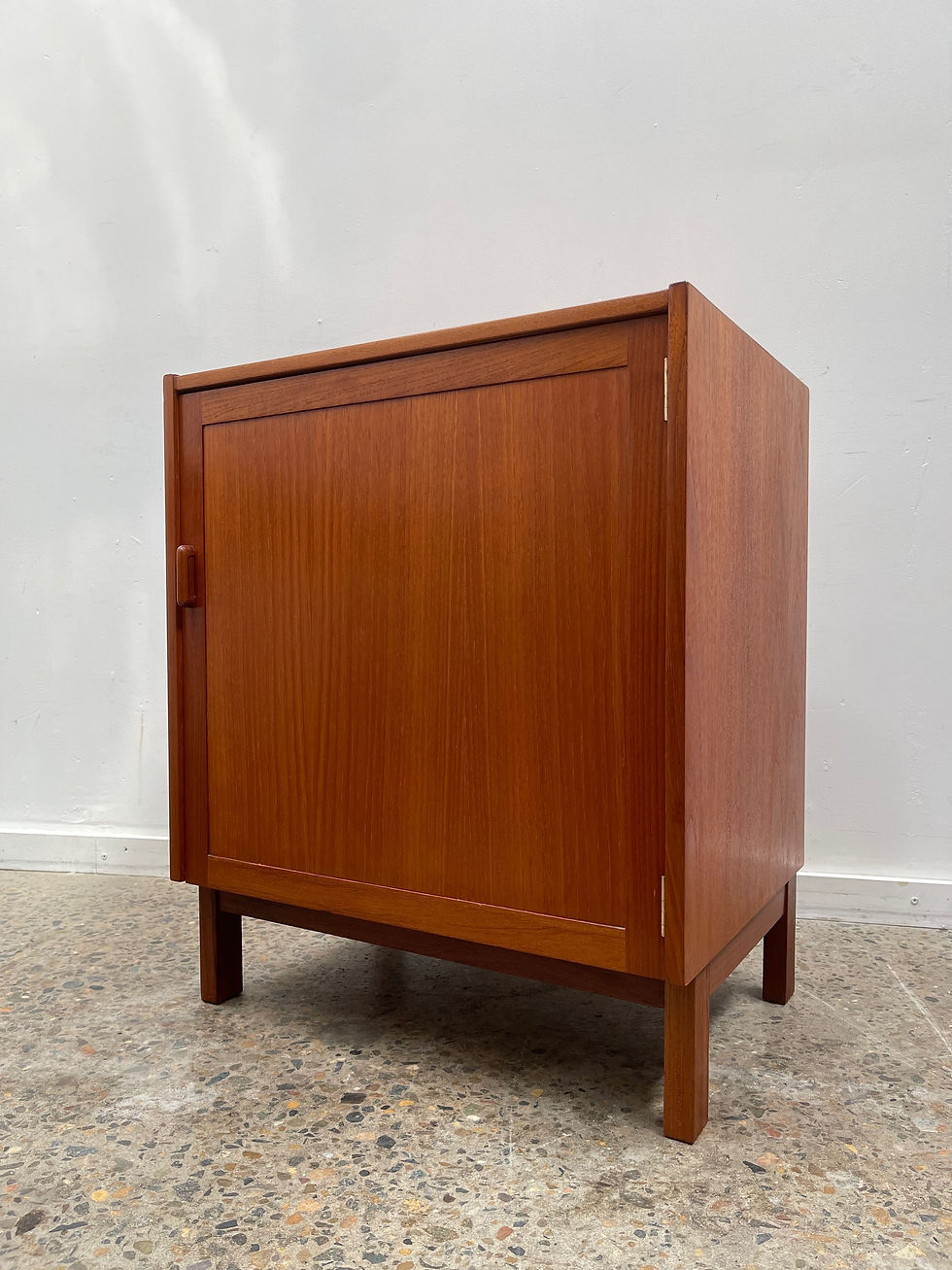 Thumbnail: Parker cabinet 