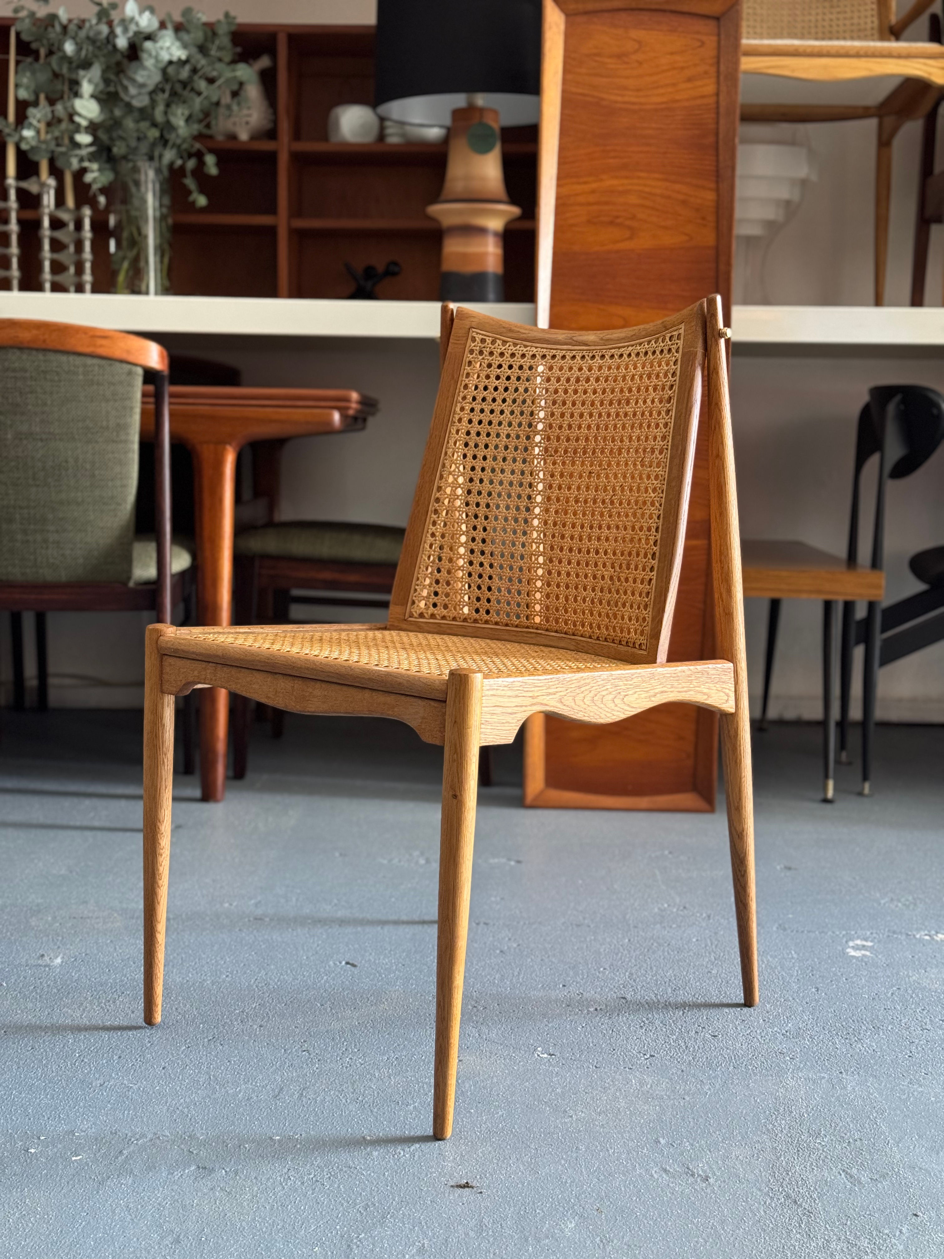 John Duffecy chair/single 