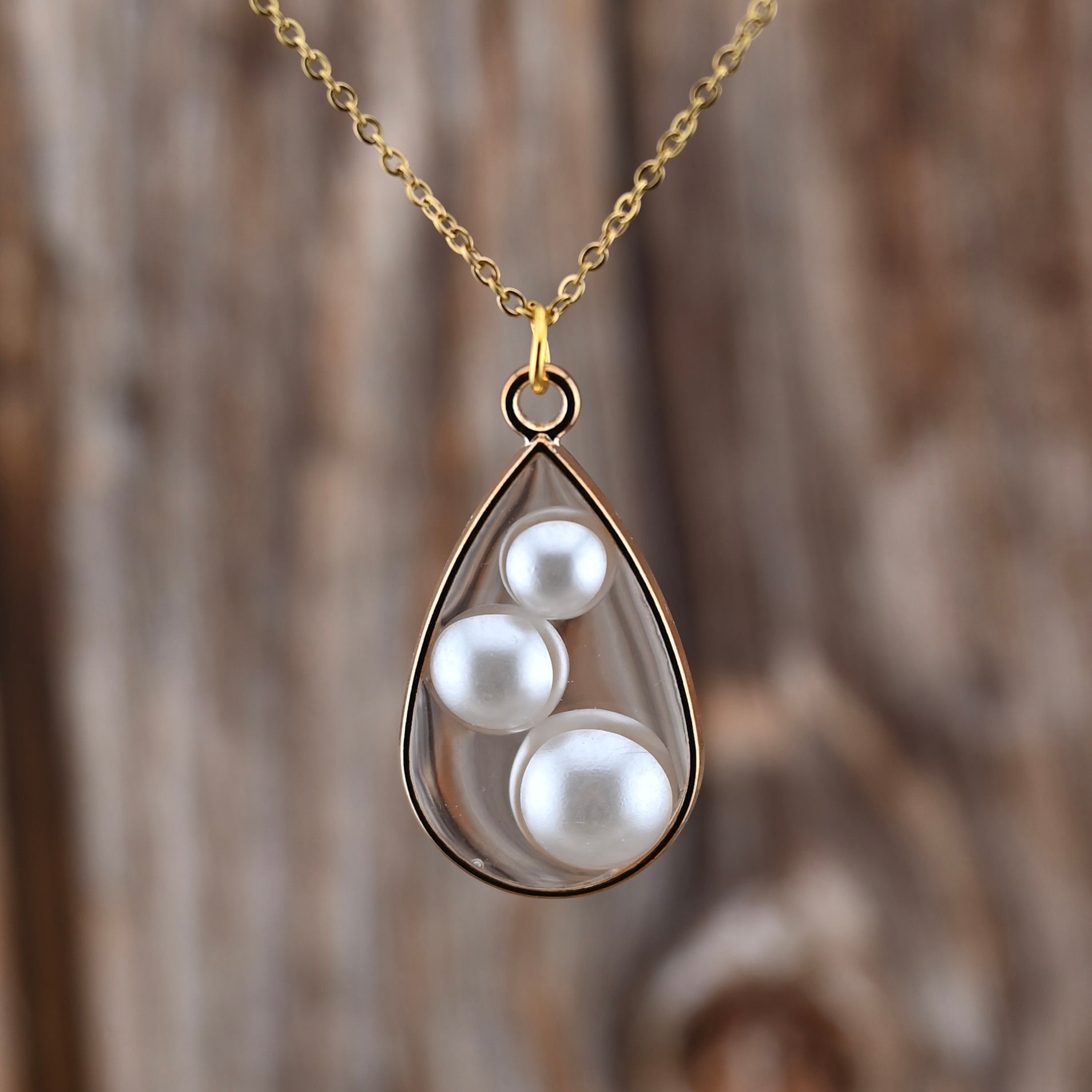 Pearly Necklace