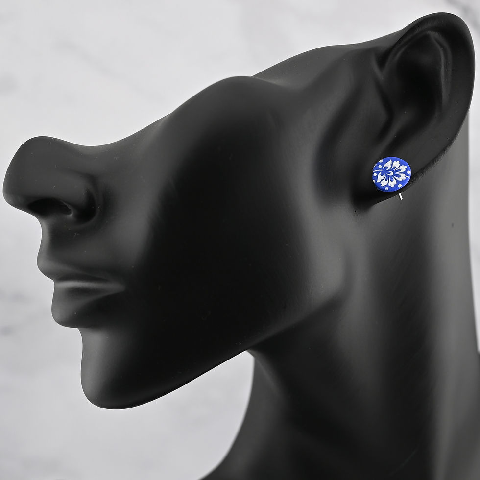 Thumbnail: Small Round Earrings