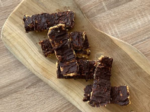 Barres au beurre de cacahuètes et chocolat