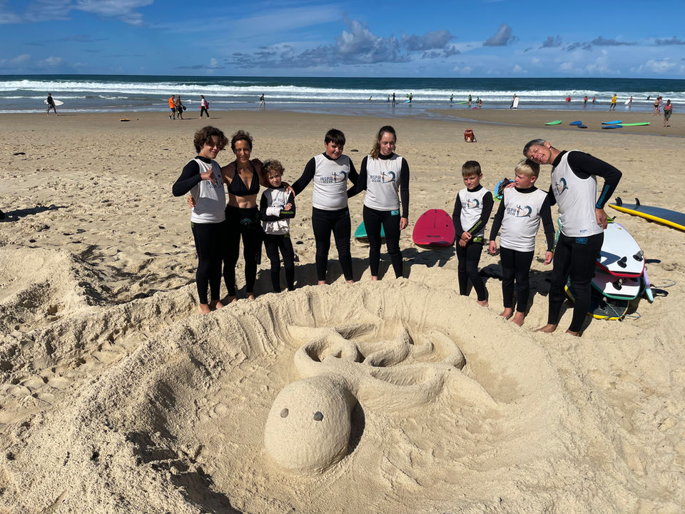 cours de surf pour ados à carcans. Inspir Océan.jpg