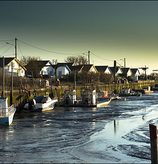 Découvrez la ville d'arès, proche de l'Hotel du Porge (2).jpg