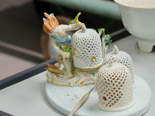 DRESDEN: MEISSEN FACTORY & MARITZBURG