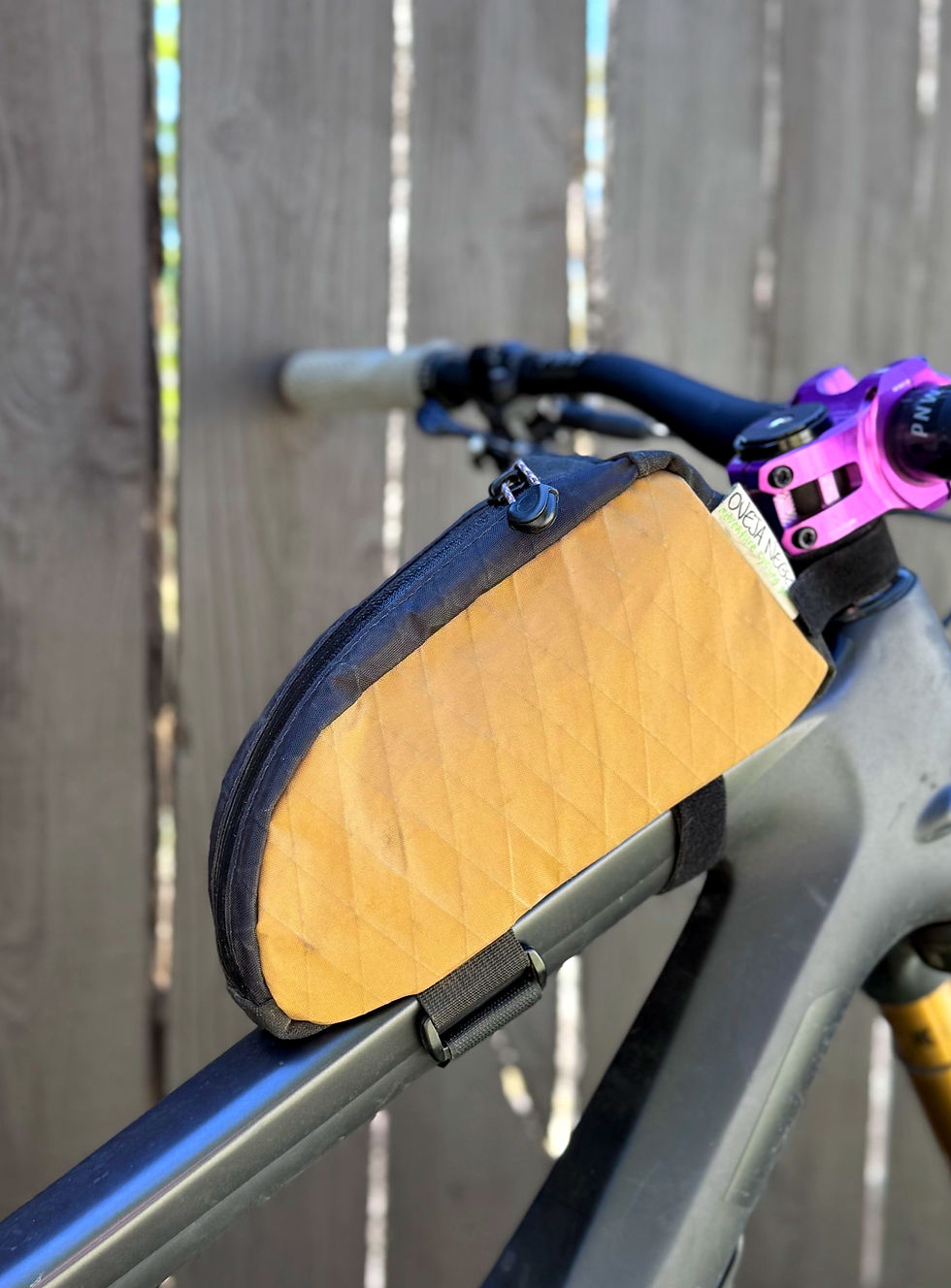Review: Oveja Negra Snack Pack Top Tube Bike Bag