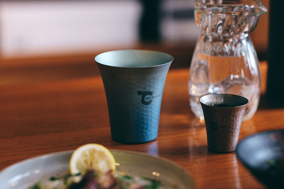 섬네일: TOKYO CRAFTS Swig Titanium Sake Cup 300 mL – Azure Sky